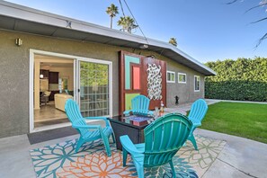 Private Outdoor Space | Gas Fire Pit