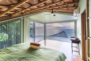 Private Guest Area: Master Bedroom with King Size Bed and dramatic sea-views