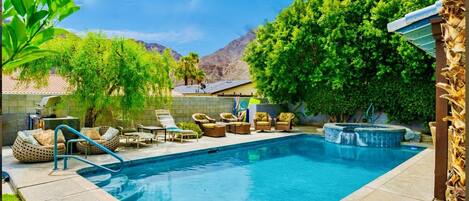 LARGE DEEP POOL.. BEAUTIFUL VIEWS OF THE CHOCOLATE MOUNTAINS. PLENTY OF PATIO 
