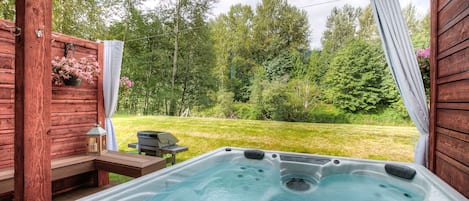 Private Hot Tub on River