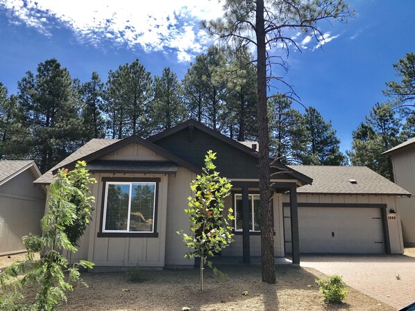 1 story, single family home, no stairs