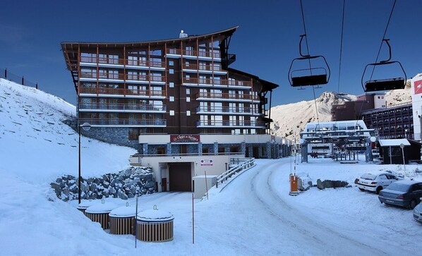 Enjoy the ski-in/ski-out location!