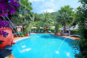 Swimming-pool
