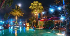 Swimming-pool