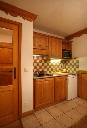Cook a meal in your equipped kitchen!