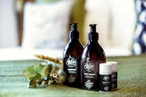 Bathroom amenities