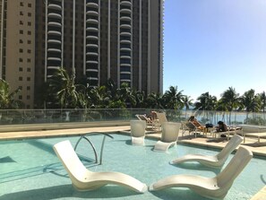 pool