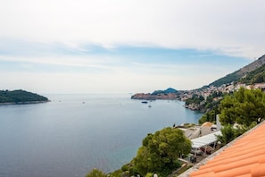 Vue depuis lâhĂ©bergement