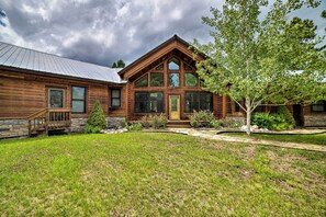 Exterior | Spacious Yard | Natural Sunlight