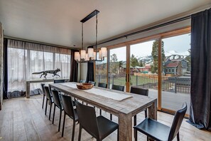 Dining room table that comfortably seats 12 - picture windows