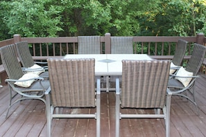 Outdoor eating area