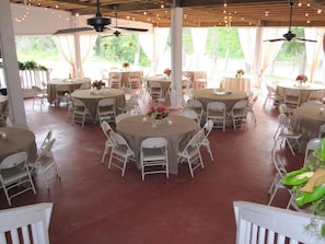 Espace banquet en plein air