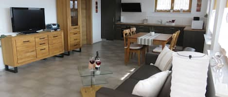 Ferienwohnung, 60qm, Terrasse, 1 Schlafzimmer, max. 4 Personen