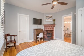 Guest Bedroom Upstairs
