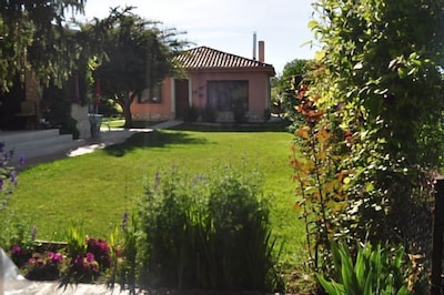 Casa rural (alquiler íntegro) El Jardín de Manuela para 6 personas