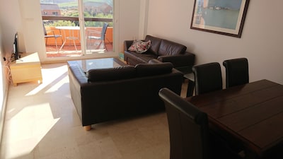 Casares del Sol Penthouse with 2 terraces - communal pool - nearby beaches  