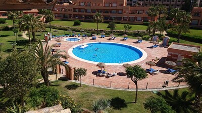 Casares del Sol Penthouse with 2 terraces - communal pool - nearby beaches  