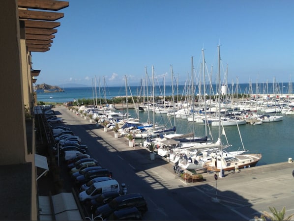 Marina
