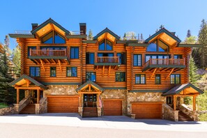 great parking, garage, easy access