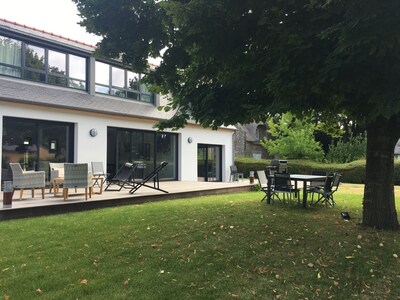 Belle maison d'architecte à 400 mètres de la plage et du sentier côtier 