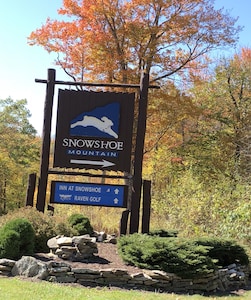 Silvercreek Lodge Offseason rates from $79/nt Monthly rentals welcome