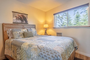 Bedroom 1 with Queen bed