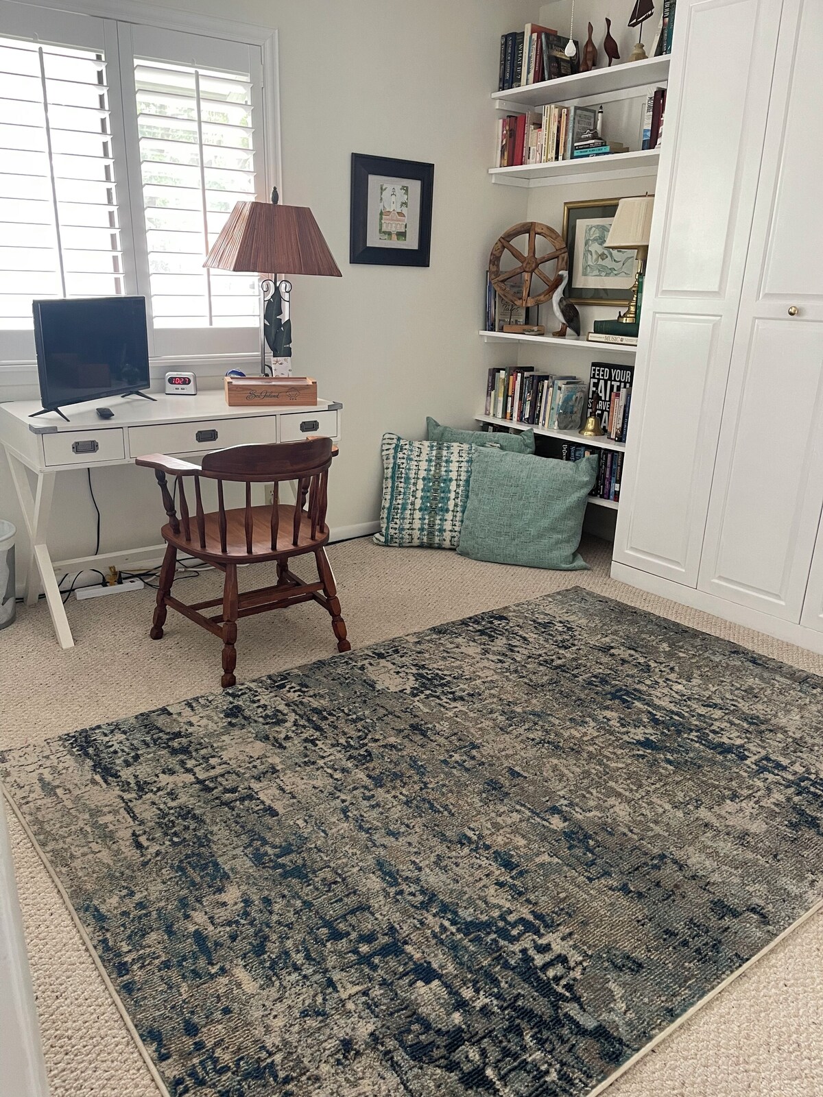 Enjoy this pet friendly marsh-front condo!