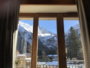 Beautiful views to Argentiere Glacier and Grand Montets from the dining table