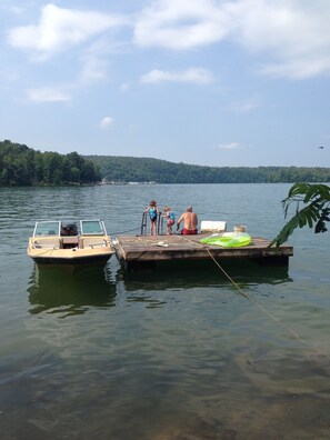 Float - Boat Parking
Sequoyah Marina at distance