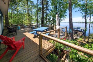 Waterfront Views | Furnished Deck | Picnic Table