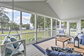Screened Porch