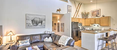 Silverthorne Vacation Rental | 3BR | 3BA | Stairs Required | 1,350 Sq Ft