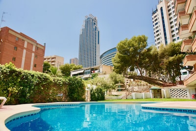 Penthouse with Sea View in Benidorm, 3 min walking from the beach