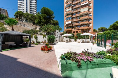 Penthouse with Sea View in Benidorm, 3 min walking from the beach