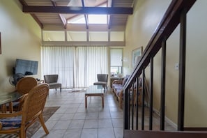Floor, Flooring, Living Room, Indoors, Furniture