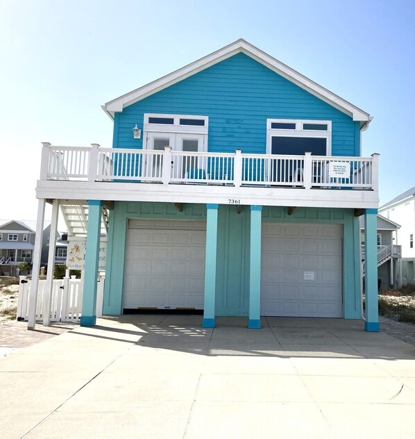 Front of home across the street from the Santa Rosa Sound