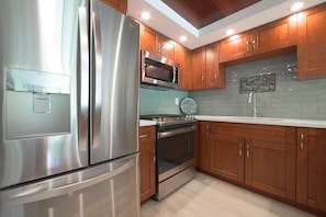 New stainless appliances throughout.