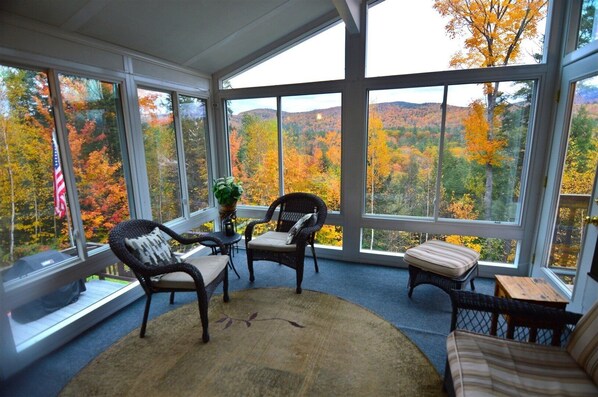 Beautiful Sun Room with Mountain Views
