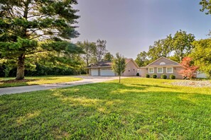 Spacious Yard | Fire Pit | Trees On-Site