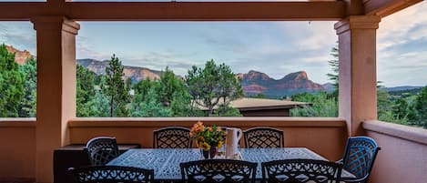 Single Level Sedona Oasis with 360-Degree Red Rock Views!