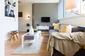 Bright sunny loungeroom