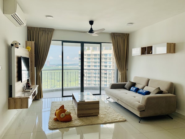 Huge Living Room with Modern Design, Sea View and Pool View and 55" Smart TV
