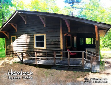 Superior Chalet Hemlock