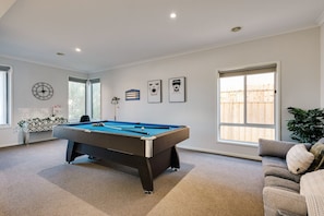 Spielezimmer