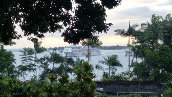 Watch the ships pass by from your lanai.