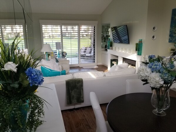 Living Room with view of 7th green of the Arnold Palmer course.