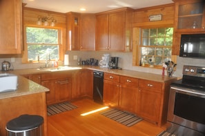 Large kitchen great for groups.