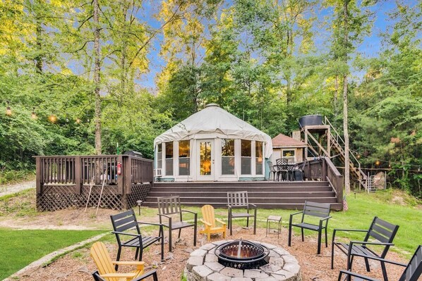 "The lake and hiking trail around the property are SO picturesque. Overall a really cool experience and Sara was very helpful and communicative. JUST DO IT"