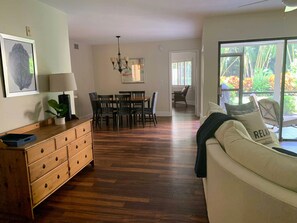 Spacious living/dining room area connected to lanai