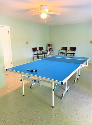 Spielezimmer